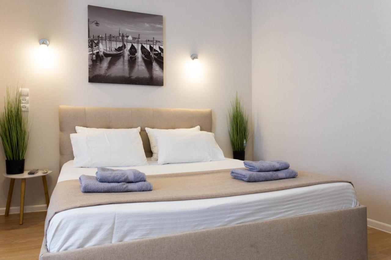 Apartment In The City Center - Gimnasiyna Naberezhna 24A-1 Харьков Экстерьер фото