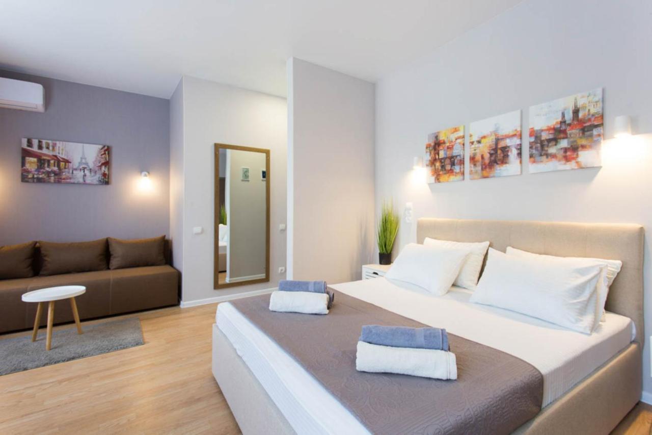 Apartment In The City Center - Gimnasiyna Naberezhna 24A-1 Харьков Экстерьер фото