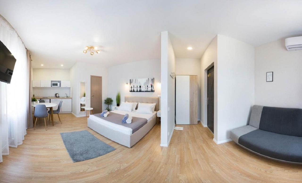 Apartment In The City Center - Gimnasiyna Naberezhna 24A-1 Харьков Экстерьер фото