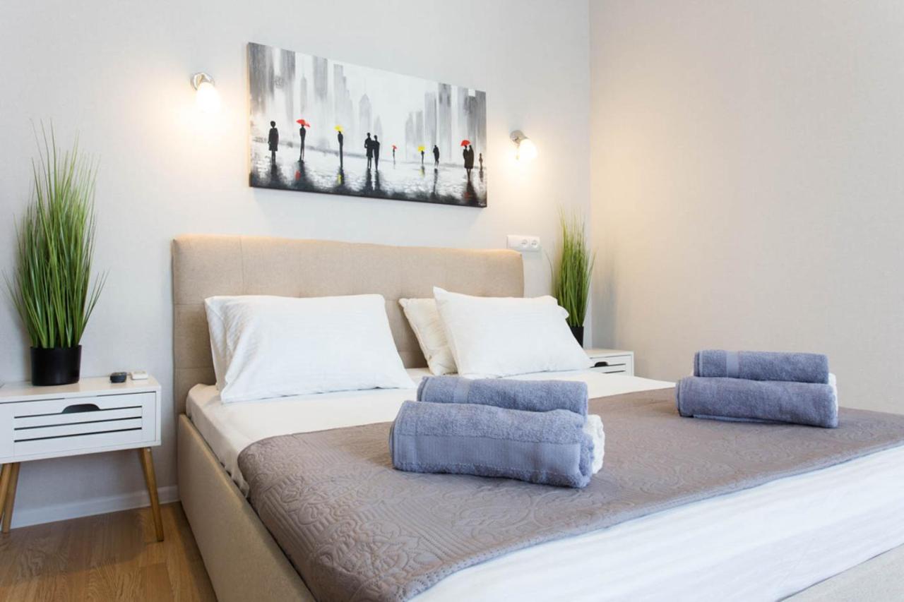 Apartment In The City Center - Gimnasiyna Naberezhna 24A-1 Харьков Экстерьер фото