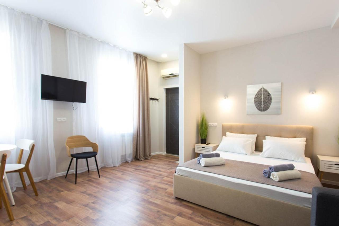 Apartment In The City Center - Gimnasiyna Naberezhna 24A-1 Харьков Экстерьер фото