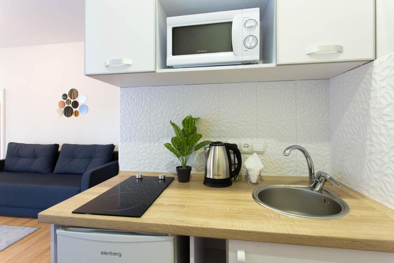 Apartment In The City Center - Gimnasiyna Naberezhna 24A-1 Харьков Экстерьер фото