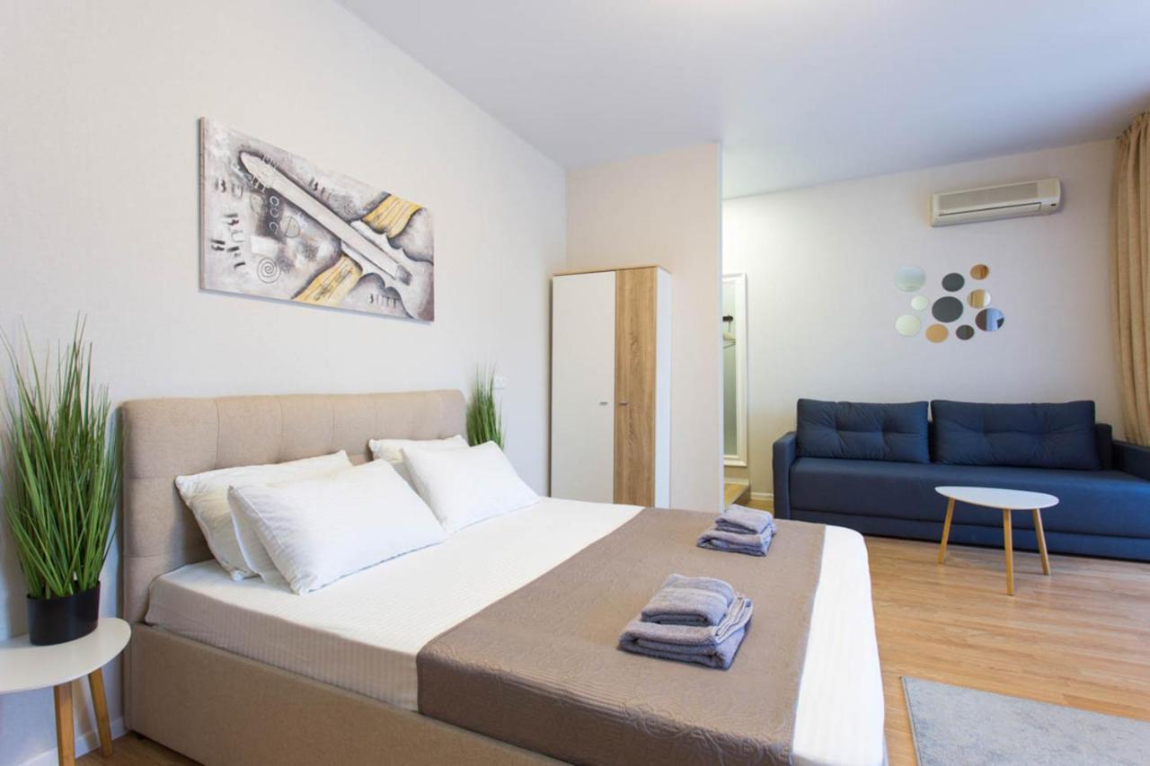 Apartment In The City Center - Gimnasiyna Naberezhna 24A-1 Харьков Экстерьер фото